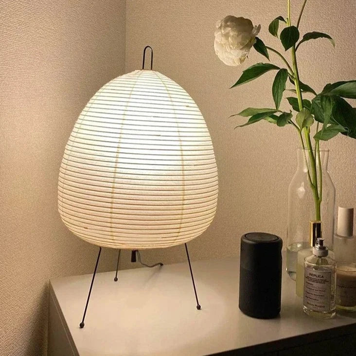 Lampe sur pied japonaise à lumière douce