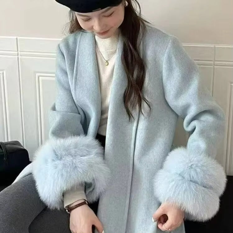 Women's Wool Coat with Fur Patchwork - Autumn/Spring Elegance